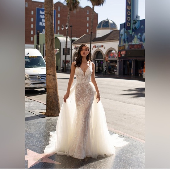 PRONOVIAS Mansfield wedding dress size 14 new - Picture 1 of 11